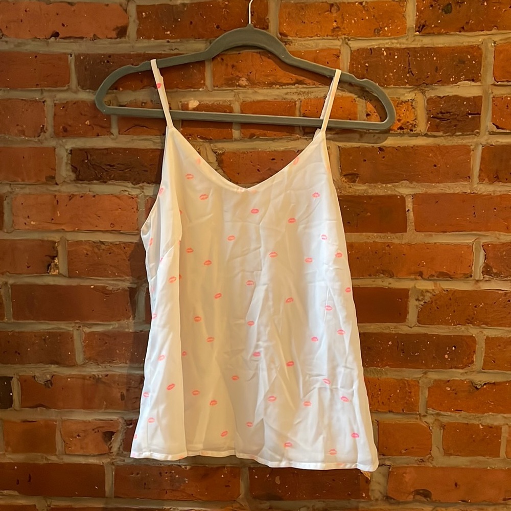 Lip Detail Cami